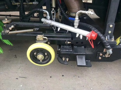 山東煙臺環(huán)衛(wèi)垃圾車報價及√3方勾臂垃圾車物流服務(wù)解析